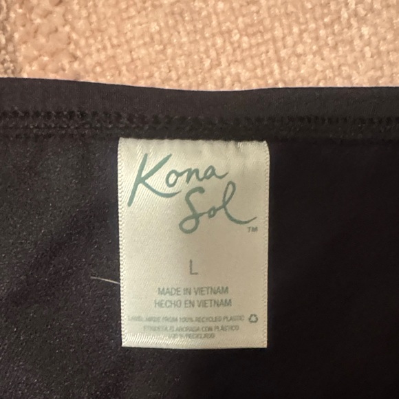 Kona Sol Black High-Waisted Swimwear - Picture 3 of 3